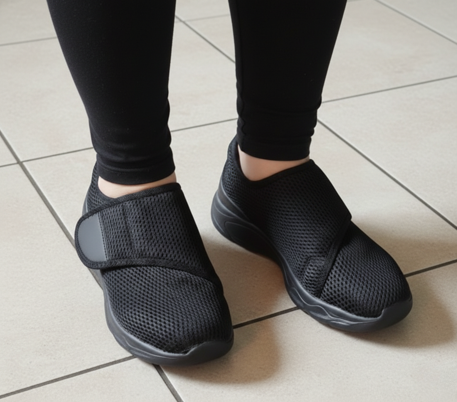 Melissa Clark Facebook ad: Read This If You Don't Wear Shoes Indoors