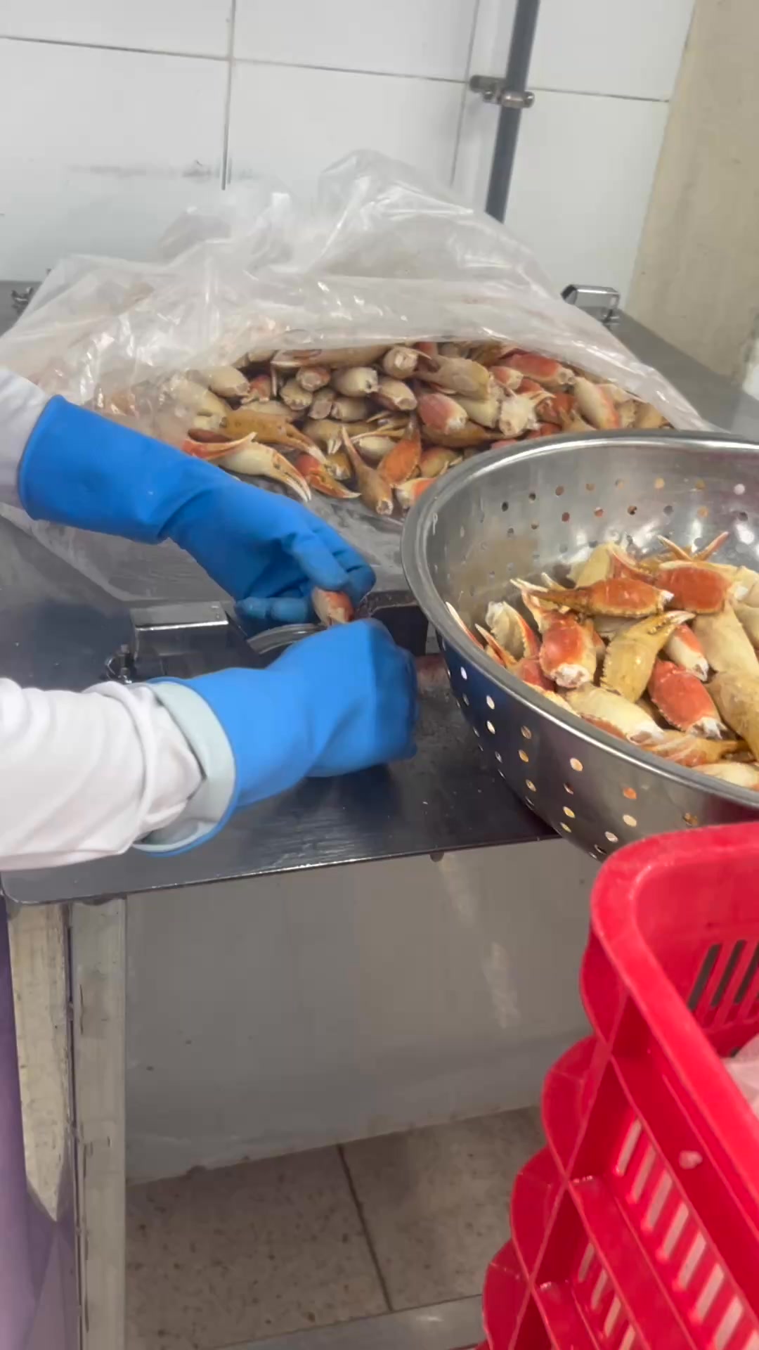 PrimeFish Seafood Co. Facebook ad: REAL CRAB. REAL WORK.