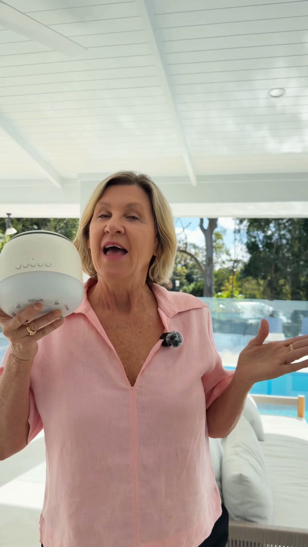 Lively Living Facebook ad: Calm Without The Scroll