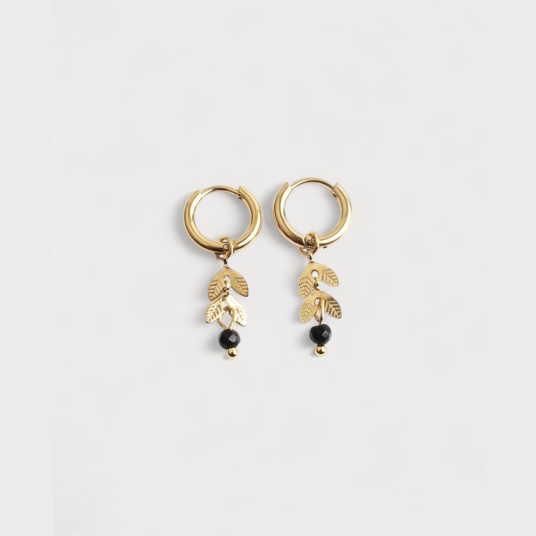 Notbranded Facebook ad: Discover our extensive collection of gold colored stainless…