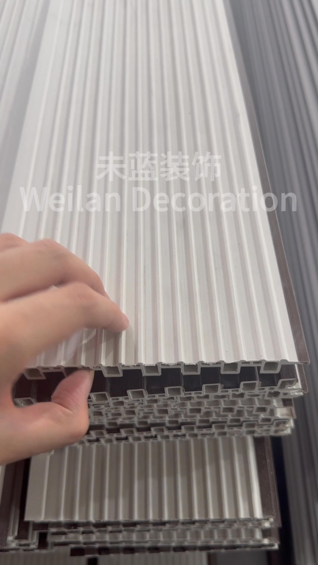 WLDecoration Wu Facebook ad: WPC PANEL