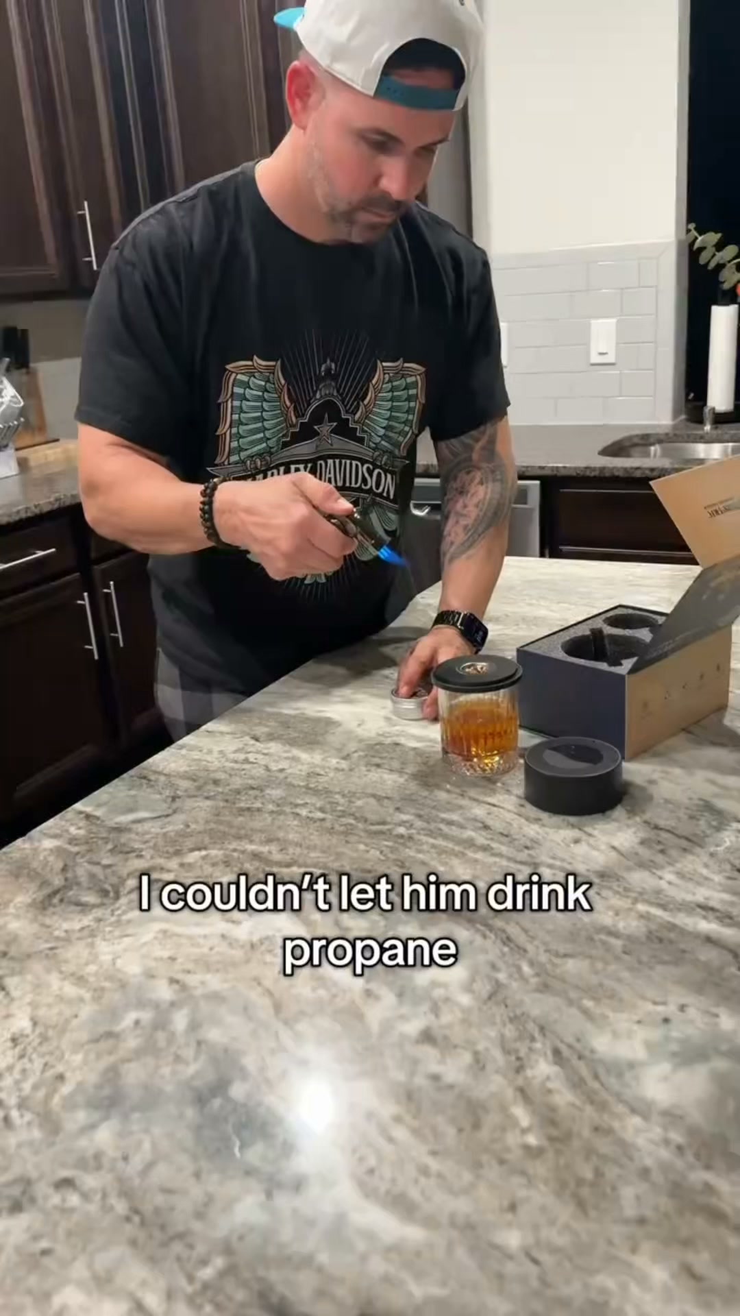 TryBarvelle Facebook ad: Electric Whiskey Smoker Kit