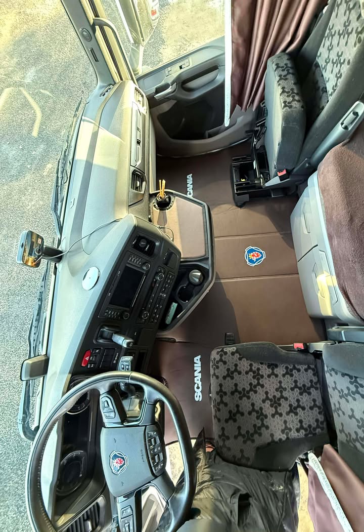 Cobra Auto RO Facebook ad
