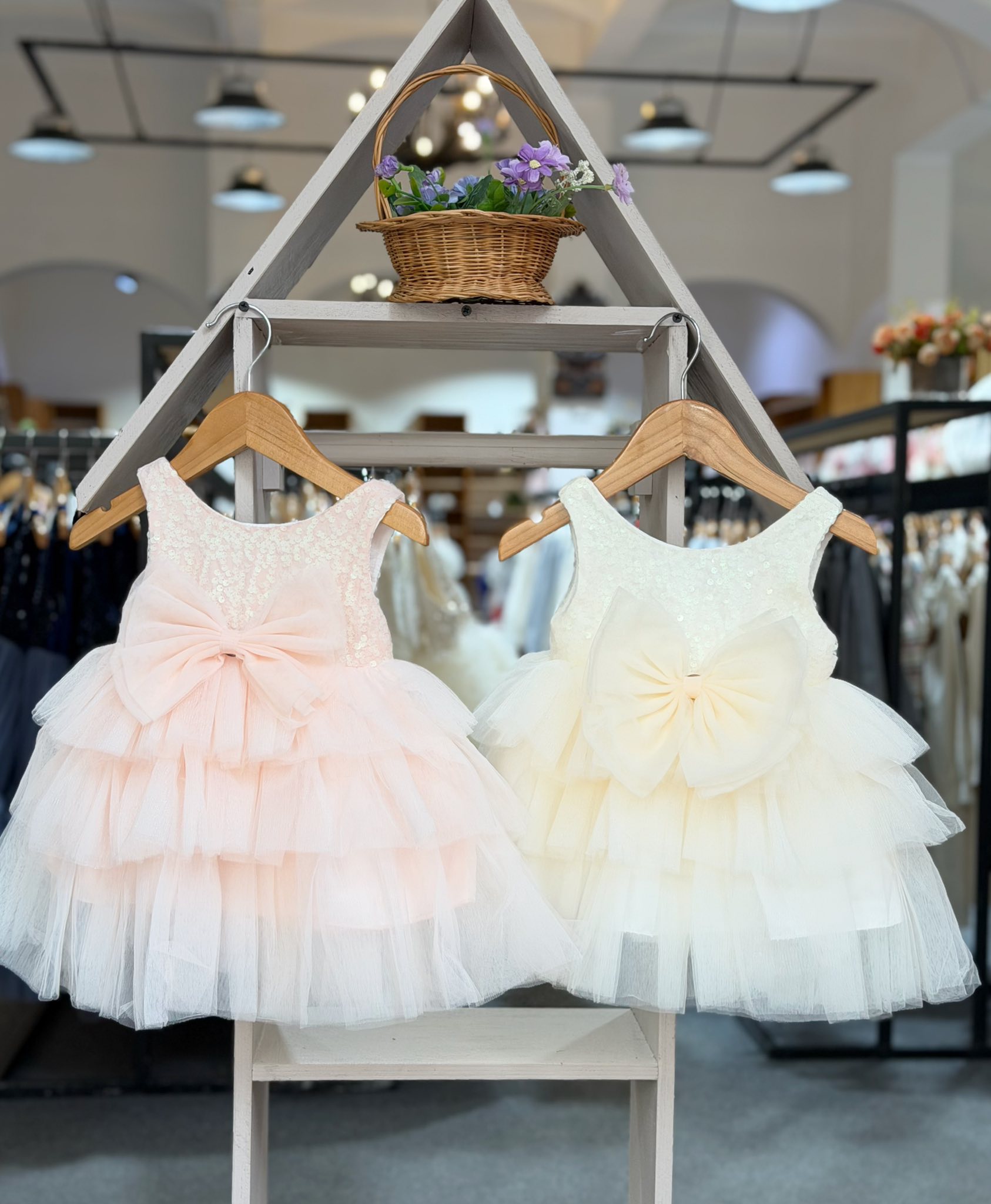 Maman Babies & Kids Facebook ad: ស្អាតម្លេះទេ គ្រប់ម៉ូតសុទ្ធតែស្អាតៗគុណភាពល្អ…