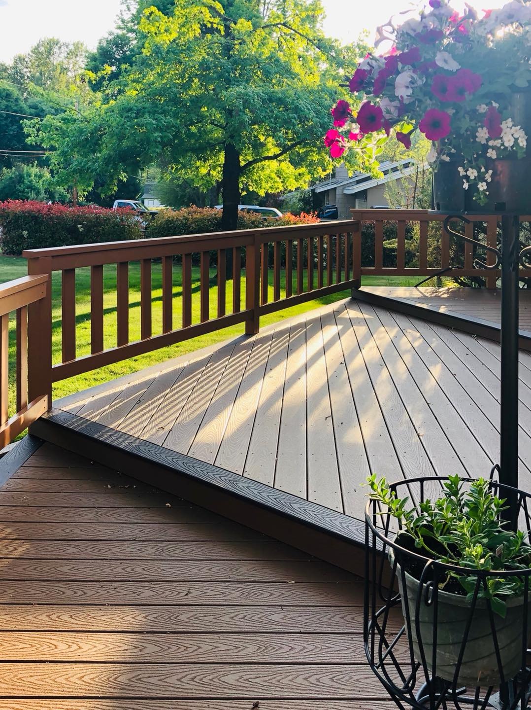 Gold Bear Construction LLC. Facebook ad: Is your deck or patio cover failing?