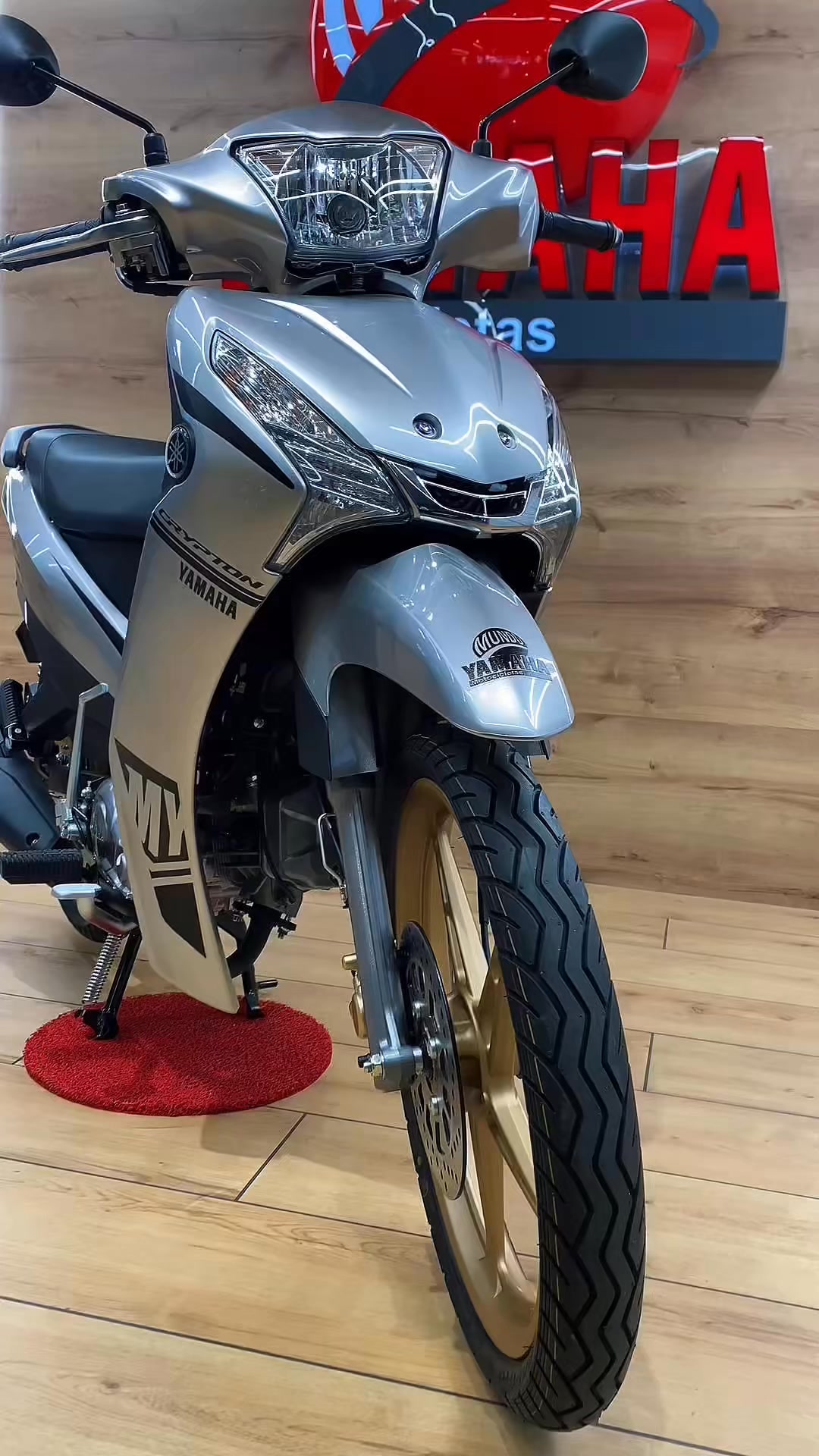 Mundo Yamaha Facebook ad: Crypton Finn: Eficiencia pura