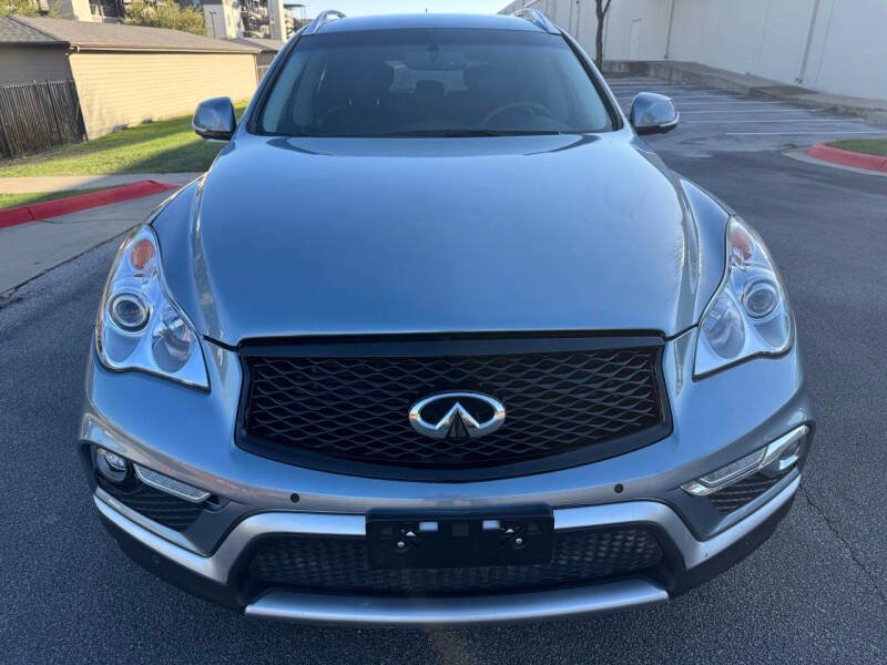 Sonia Z Prairie Facebook ad: 2017 Infiniti QX50 QX50
