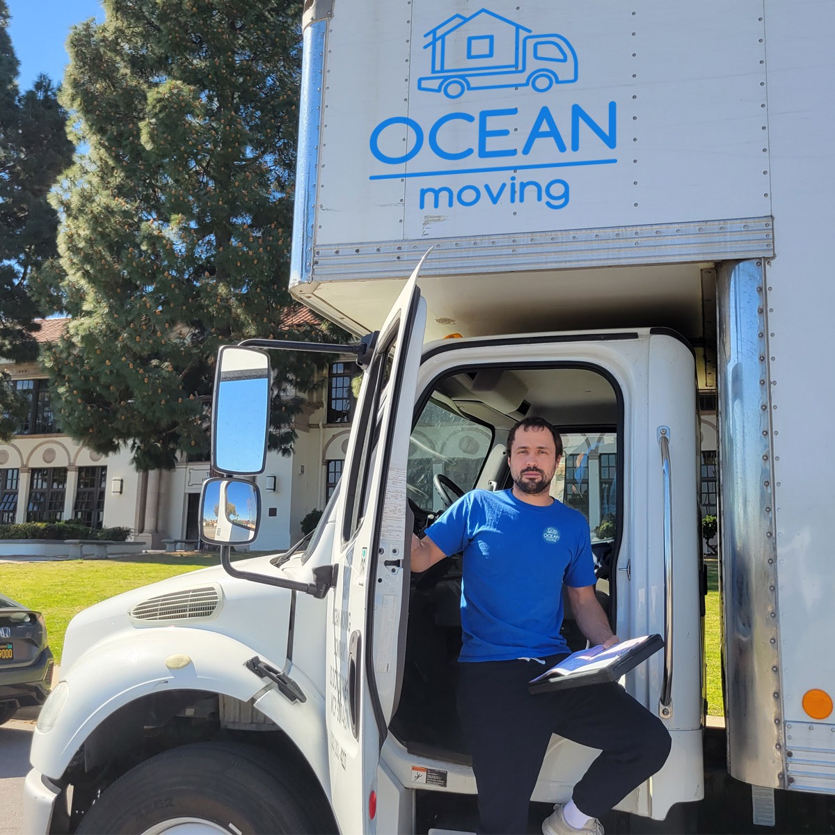 Ocean Moving Company Facebook ad: Is a reliable and experienced moving company based…