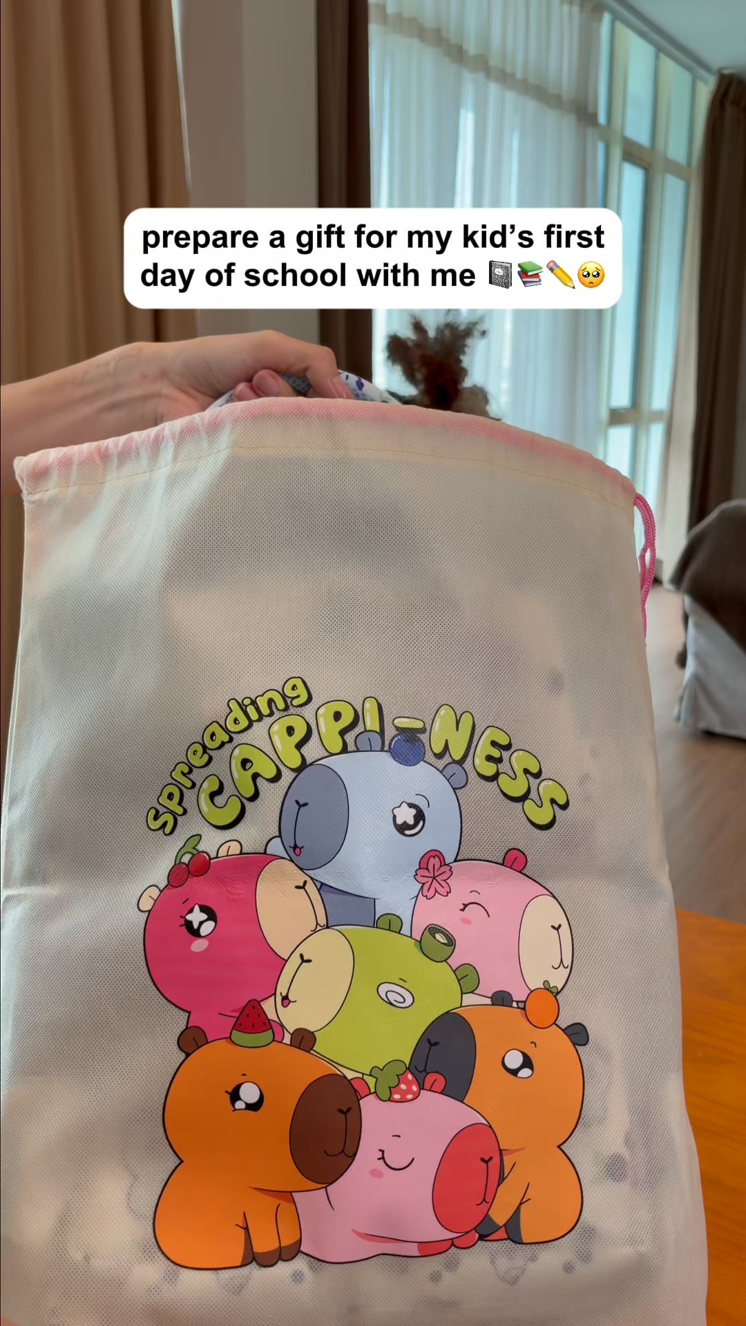 CAPY ERA Facebook ad: FREE Bag Charm