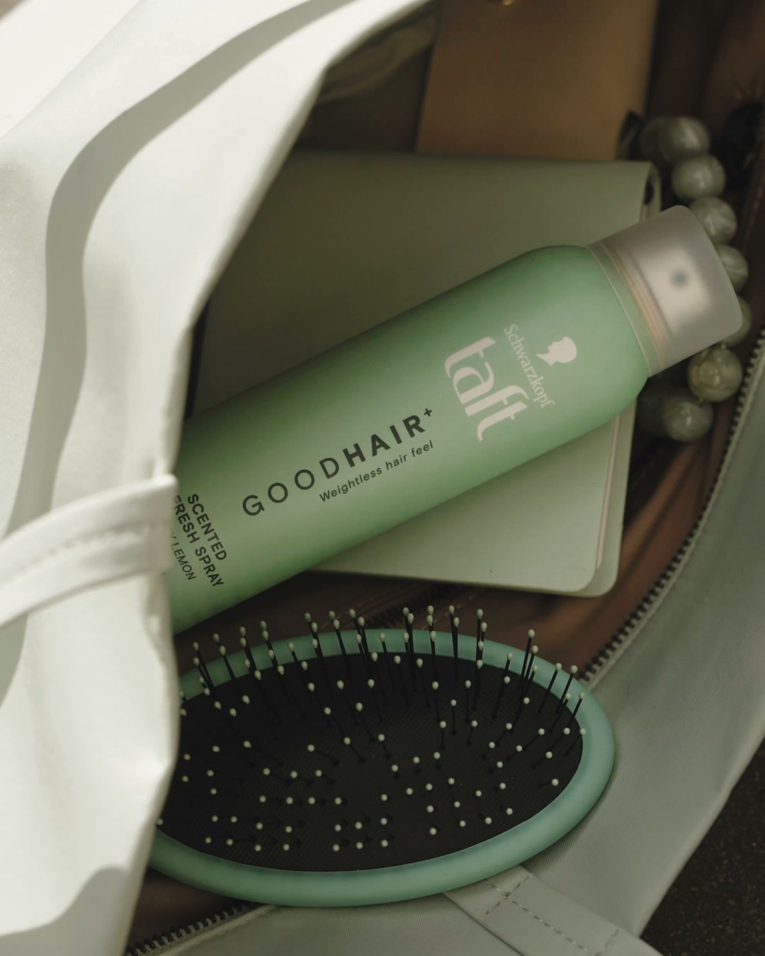 Schwarzkopf Facebook ad: Taft GOOD HAIR