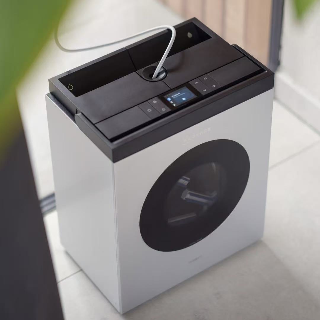 ECOVACS ROBOTICS Facebook ad