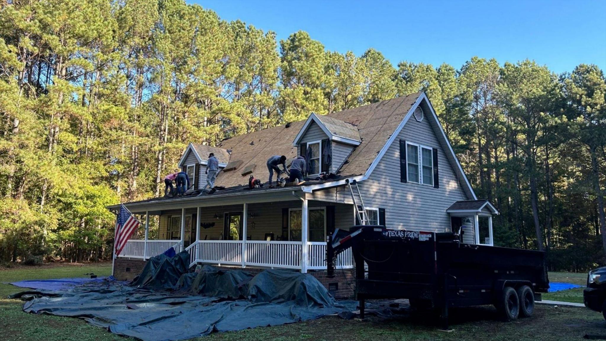 Mendoza Roofing & Construction Facebook ad