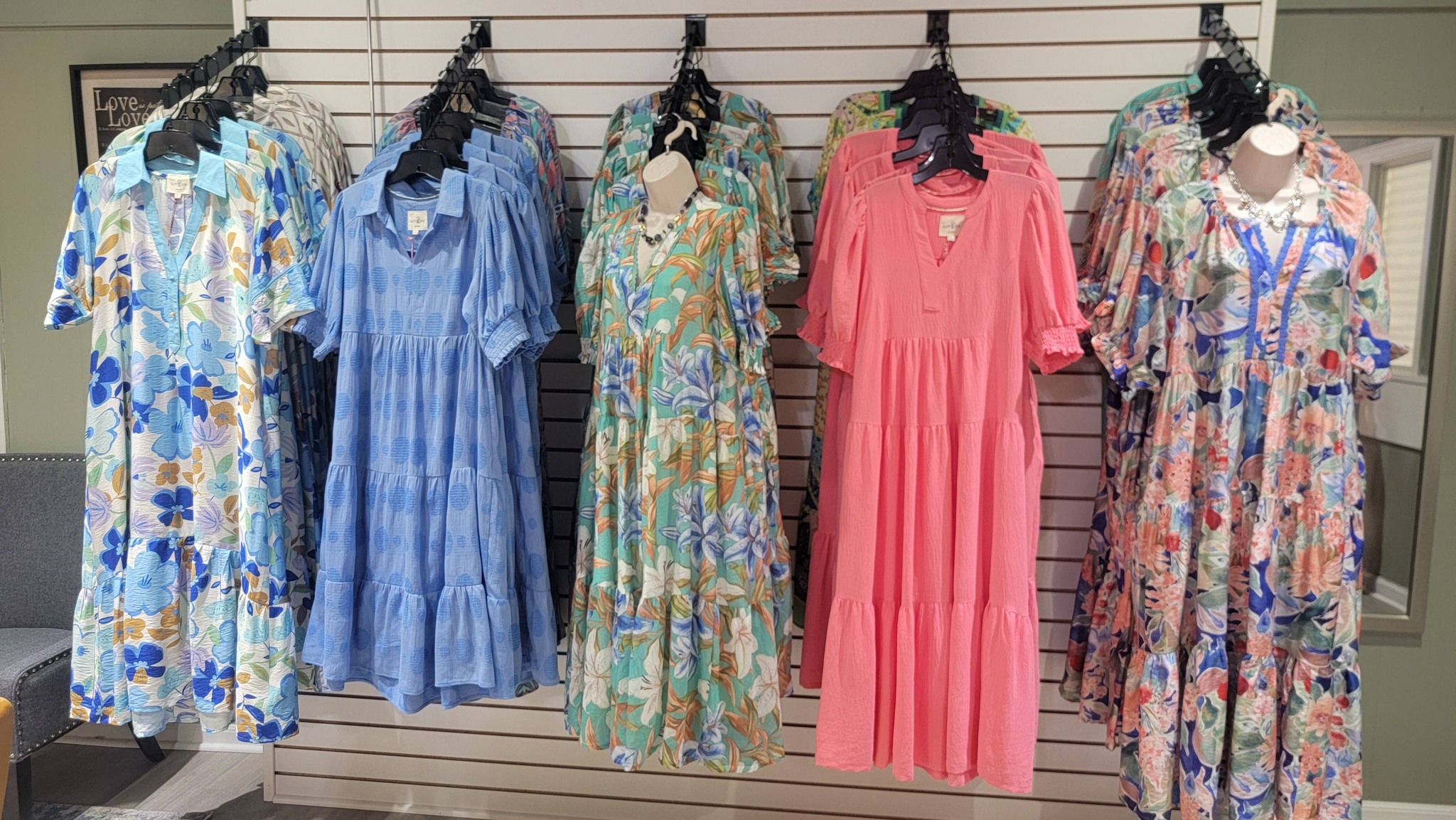 Dahlia's-The Boutique Facebook ad