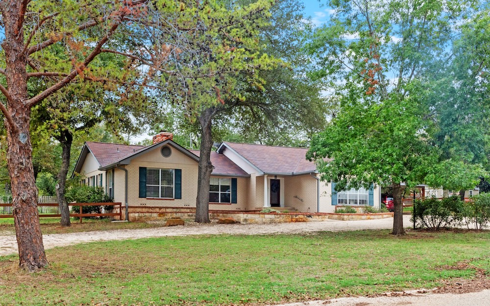 Mike Starks - Fredericksburg TX Realtor Facebook ad: Fredericksburg TX Real Estate Homes, land and Ranches for…