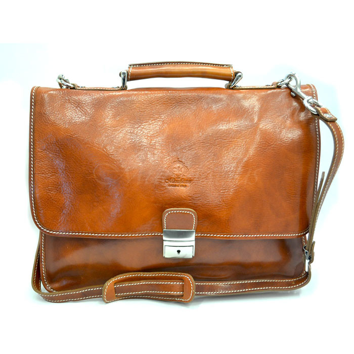 Manufactus Facebook ad: Looking for a gift that feels special?