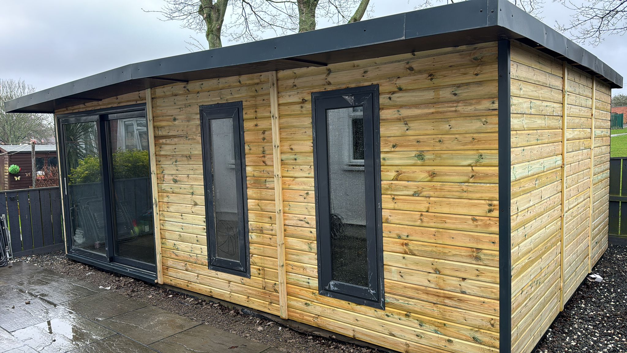 Only Sheds and Summer Houses Facebook ad