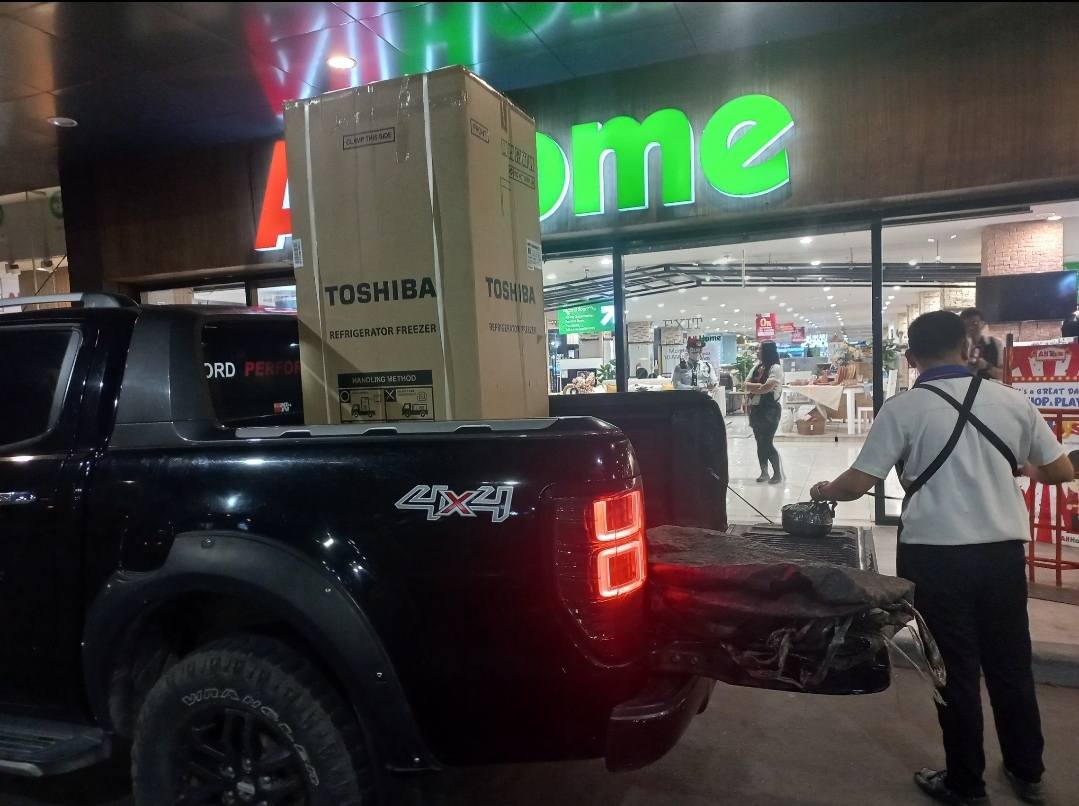 PRO PICK UP TRUCK Facebook ad: PICK UP TRUCK FOR HIRE
