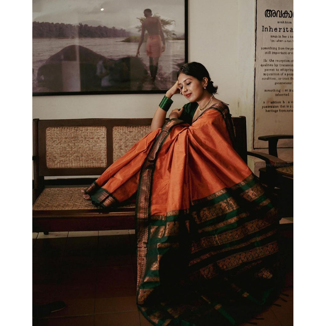 Deepa's boutique Facebook ad: Why pay full price for ethnic wear?