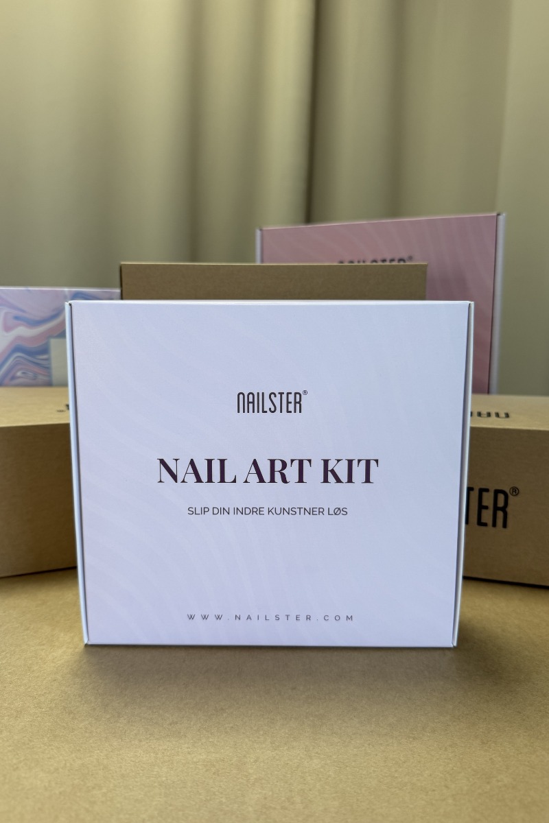 Nailster Facebook ad: Har du länge funderat på att göra dina…