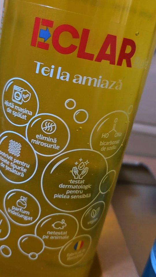 Familia ECLAR Facebook ad: @familiaeclar un brand românesc un brand care că…