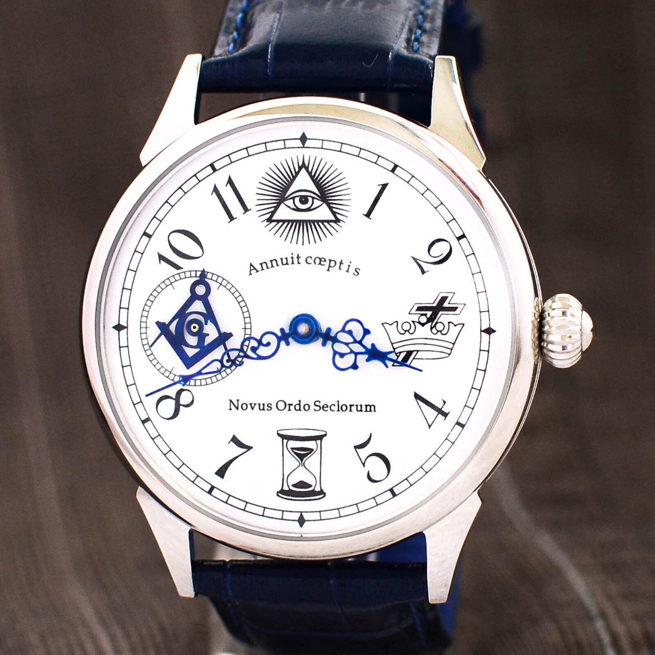 Roman Miller Watch Facebook ad: Roman Miller - Masonic Annuit Coeptis, rotating…