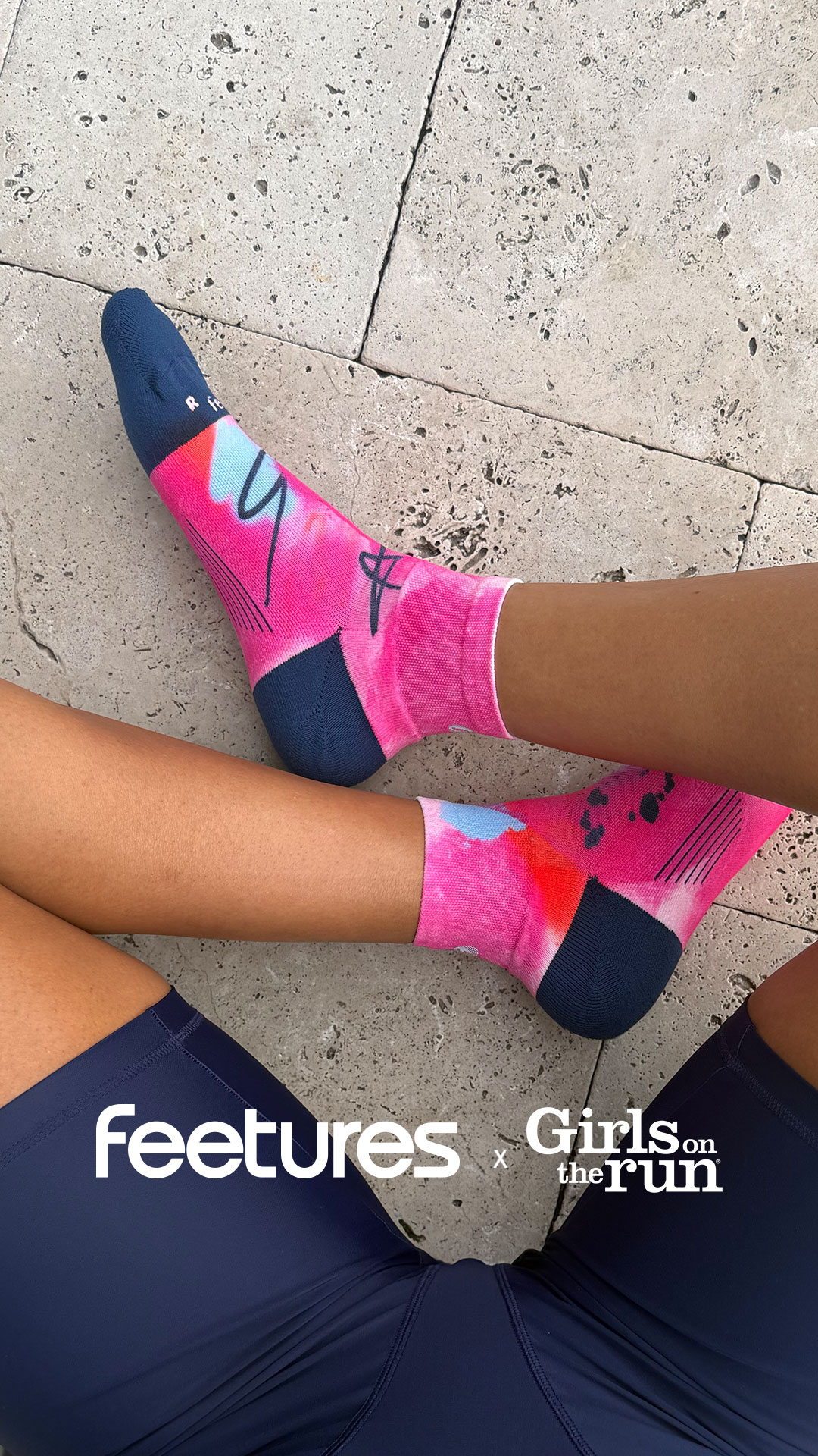 Feetures Facebook ad
