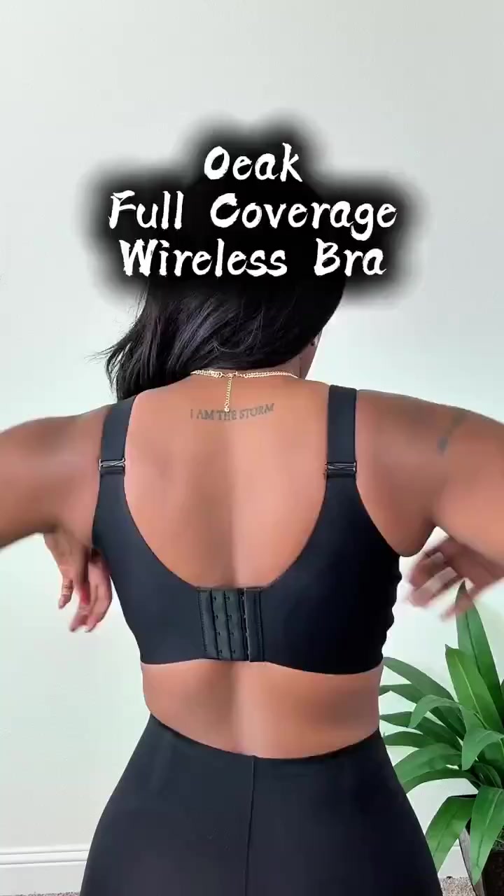 Wireless Lace Bra Facebook ad: Wireless. Seamless. Incredibly soft