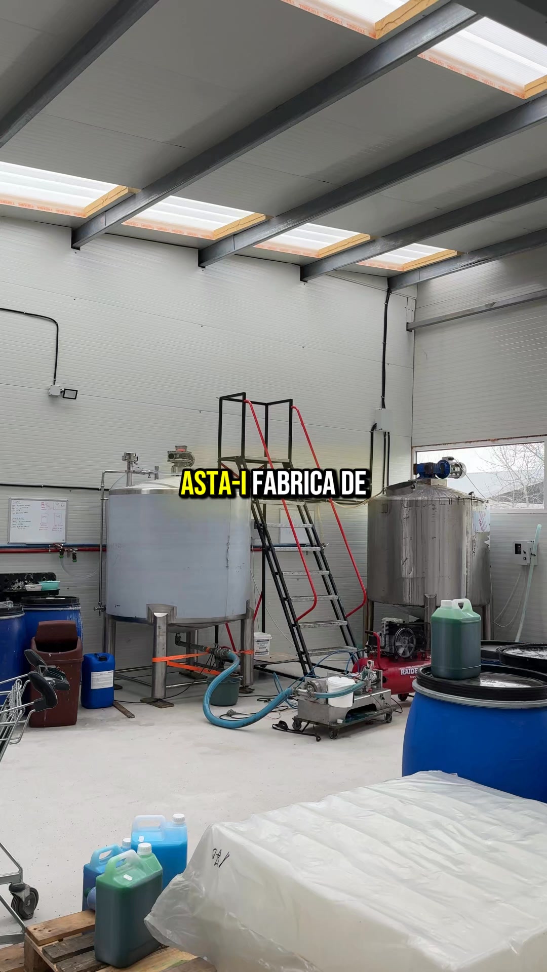LaCanistra.ro Facebook ad: Detergent din Fabrică - Direct la Tine