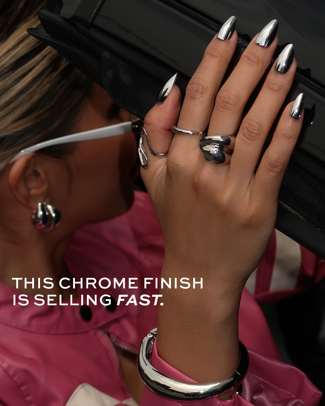 Glamnetic Facebook ad
