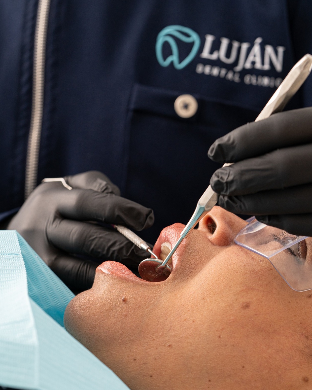 Luján Dental Clinic Facebook ad