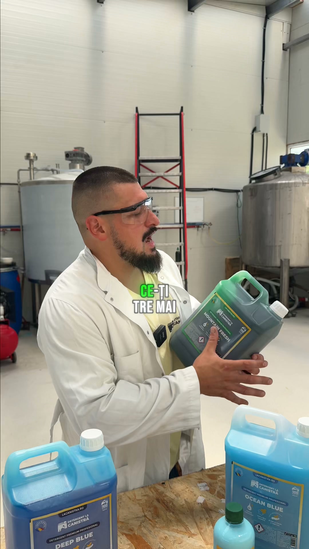 LaCanistra.ro Facebook ad: Detergent din Fabrică - Direct la Tine