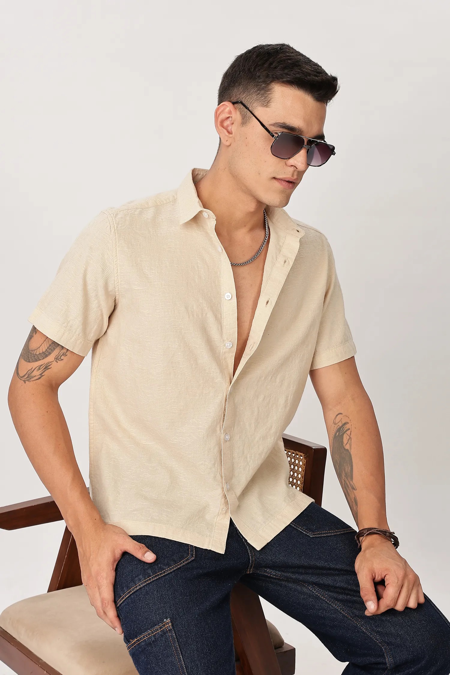 KNOT - 60 Mins Fashion Delivery Facebook ad