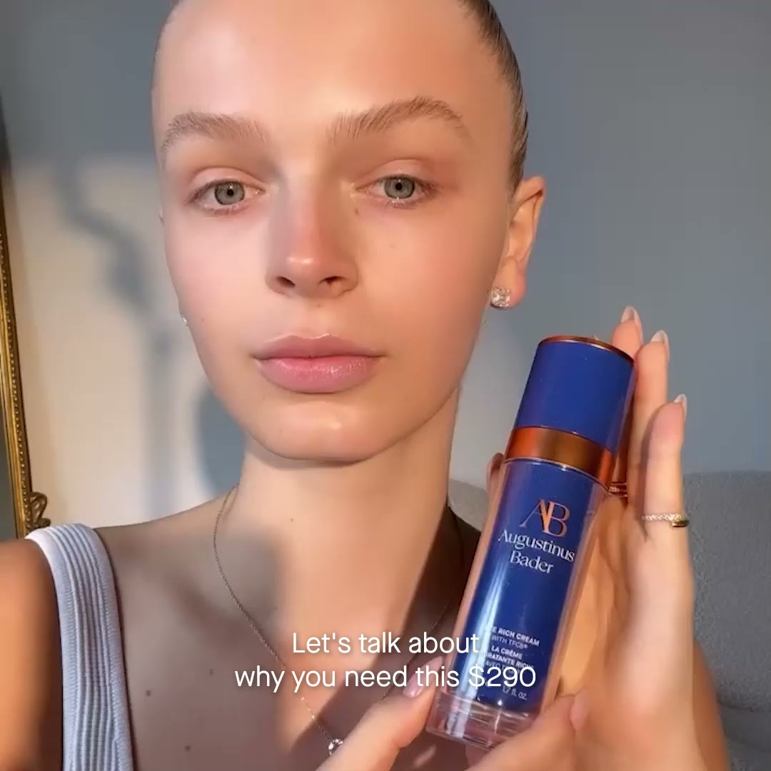 Augustinus Bader Facebook ad: Multi award-winning moisturizer