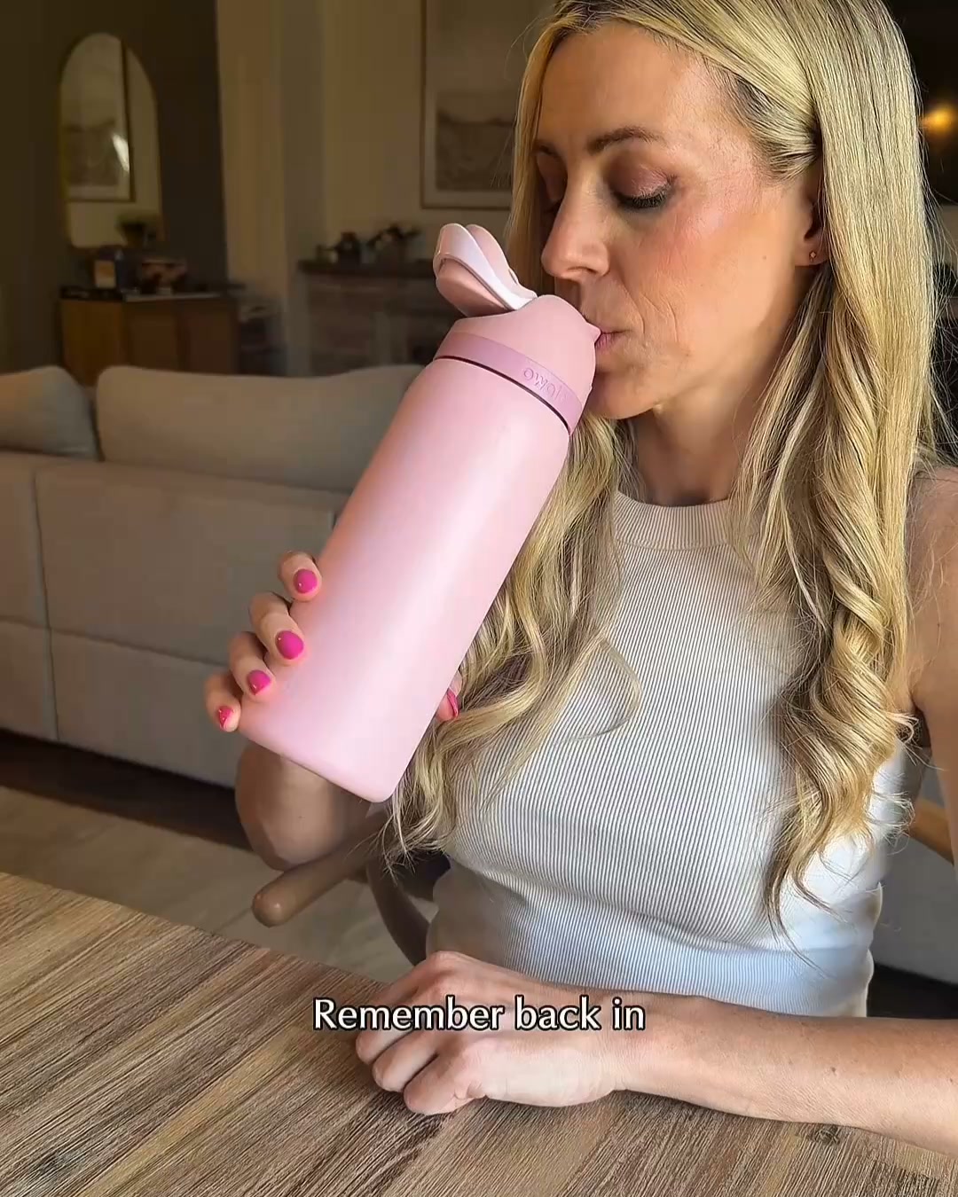 Blume Facebook ad: Summer Sips Made Fun(ctional)