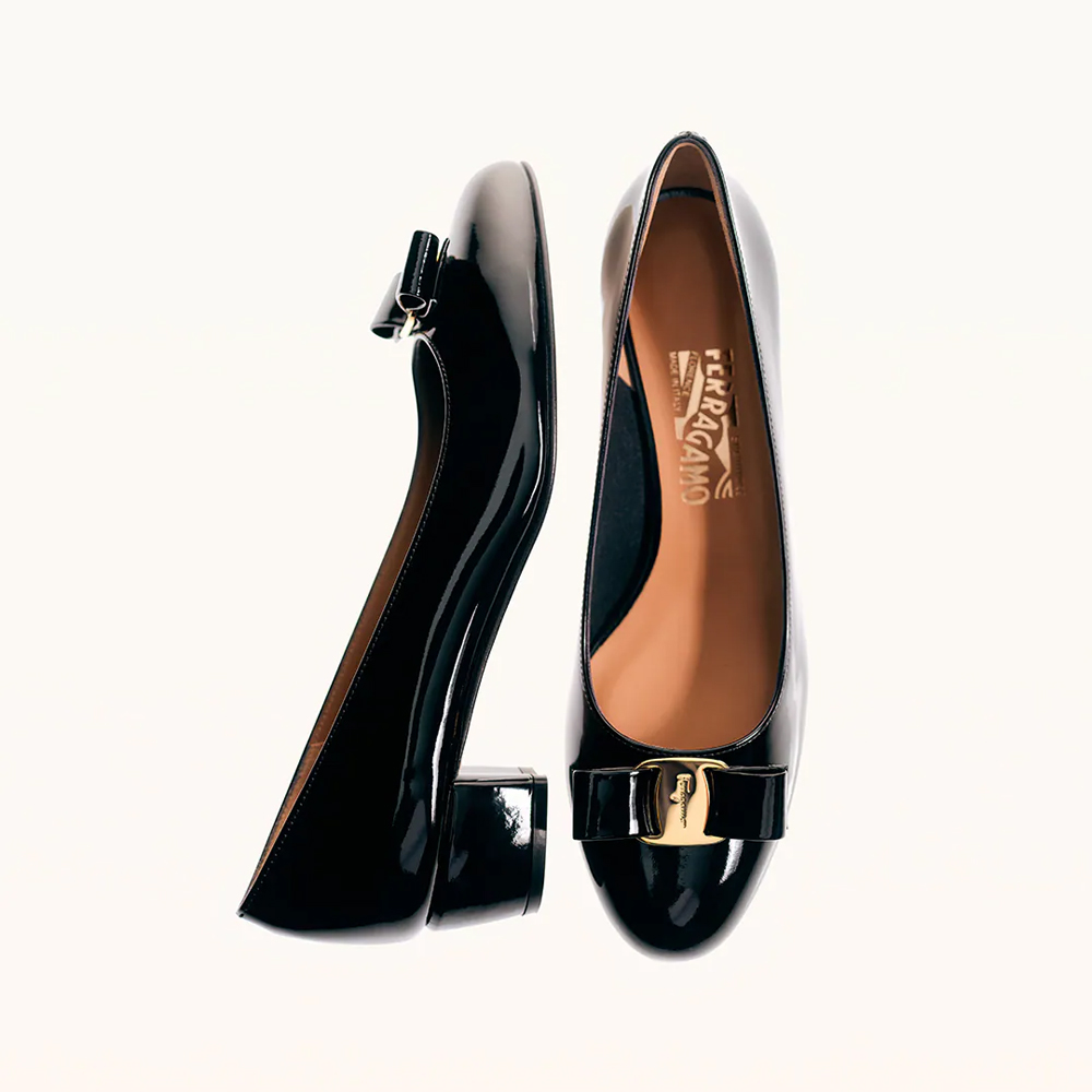 FERRAGAMO Facebook ad