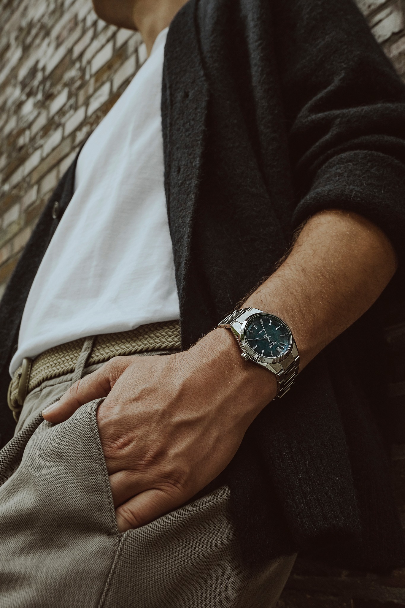 CASIO Watches Vietnam Facebook ad: EDIFICE EFK-100D: ĐẲNG CẤP CƠ KHÍ, BẢN LĨNH…