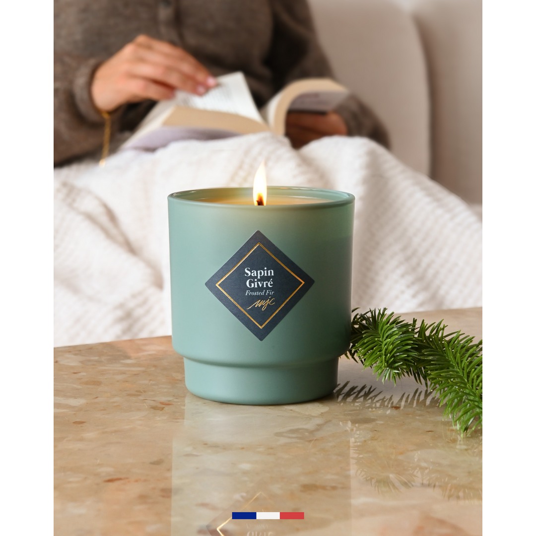 My Jolie Candle Facebook ad: L'automne sent (très) bon Découvrez nos nouveaux parfums…