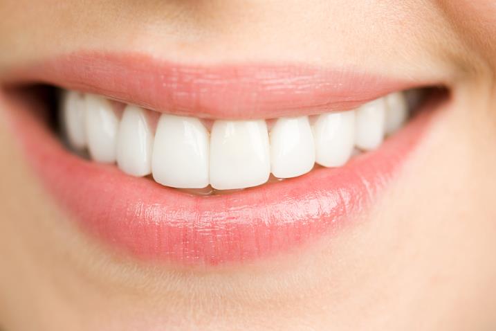 LES Dental Group Facebook ad: Dentist in New York