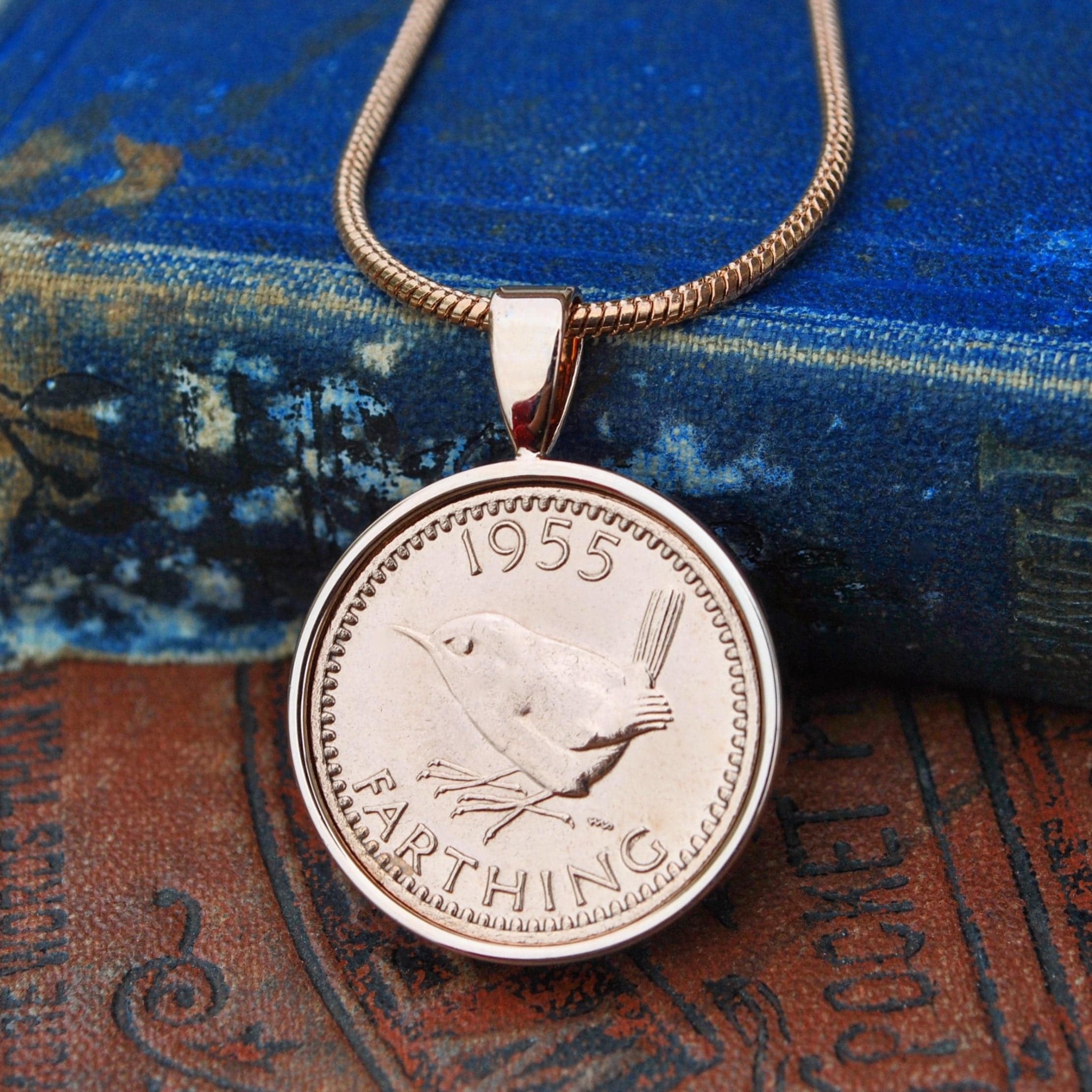 Heads and Tails Jewellery Facebook ad
