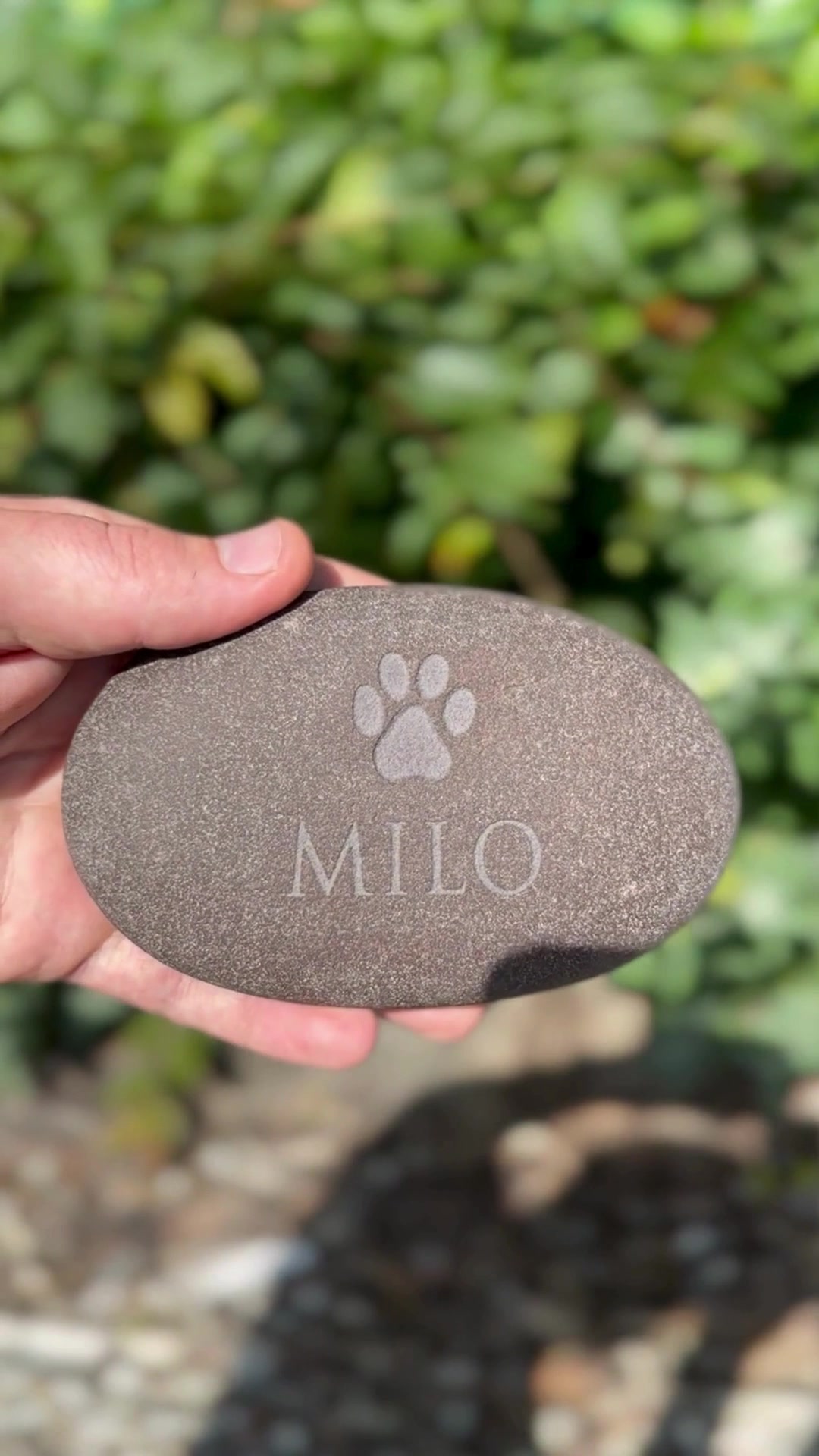 Letterfest Facebook ad: A Touching Keepsake for Pets