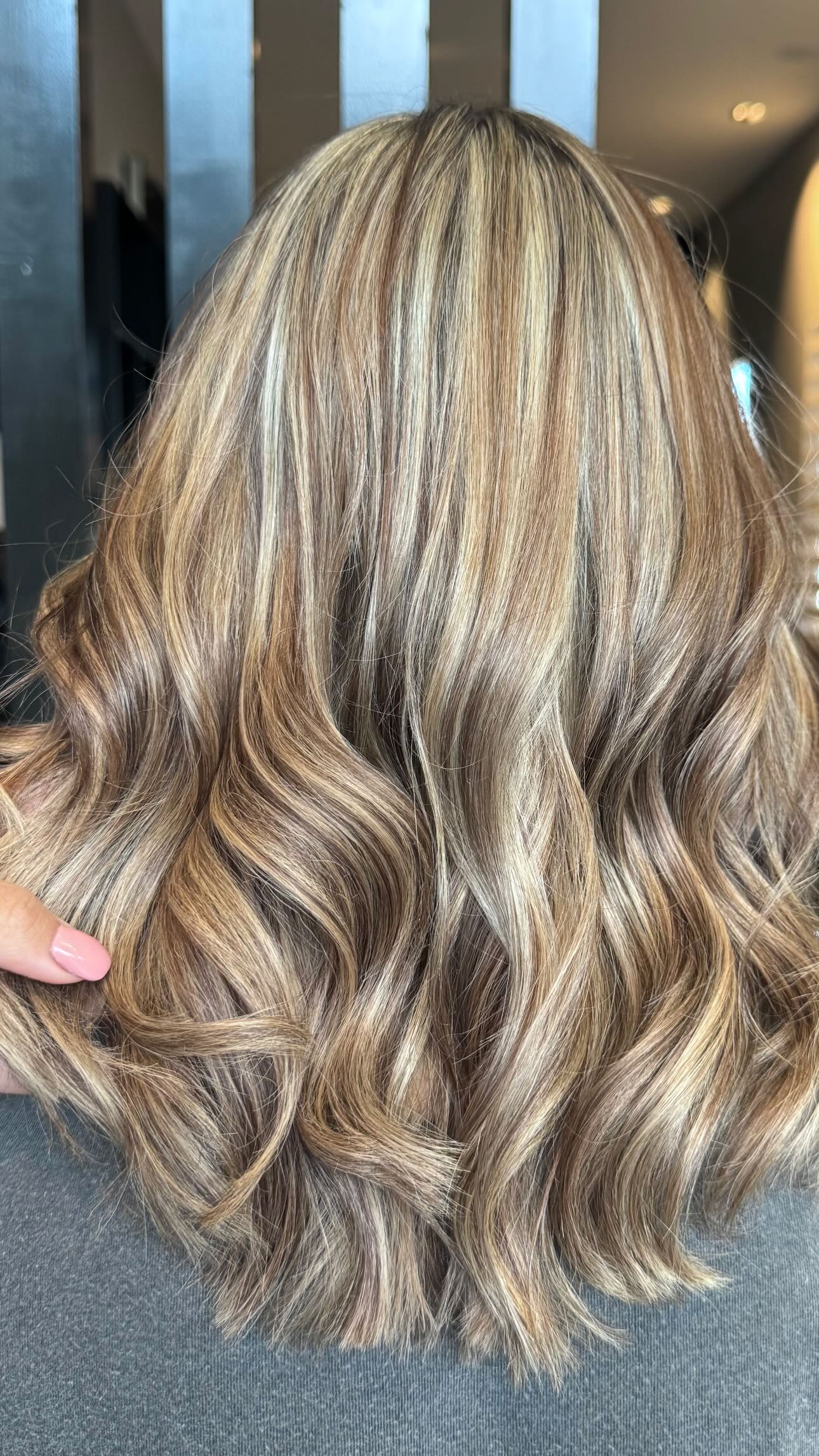 Studio Hair Bar Facebook ad