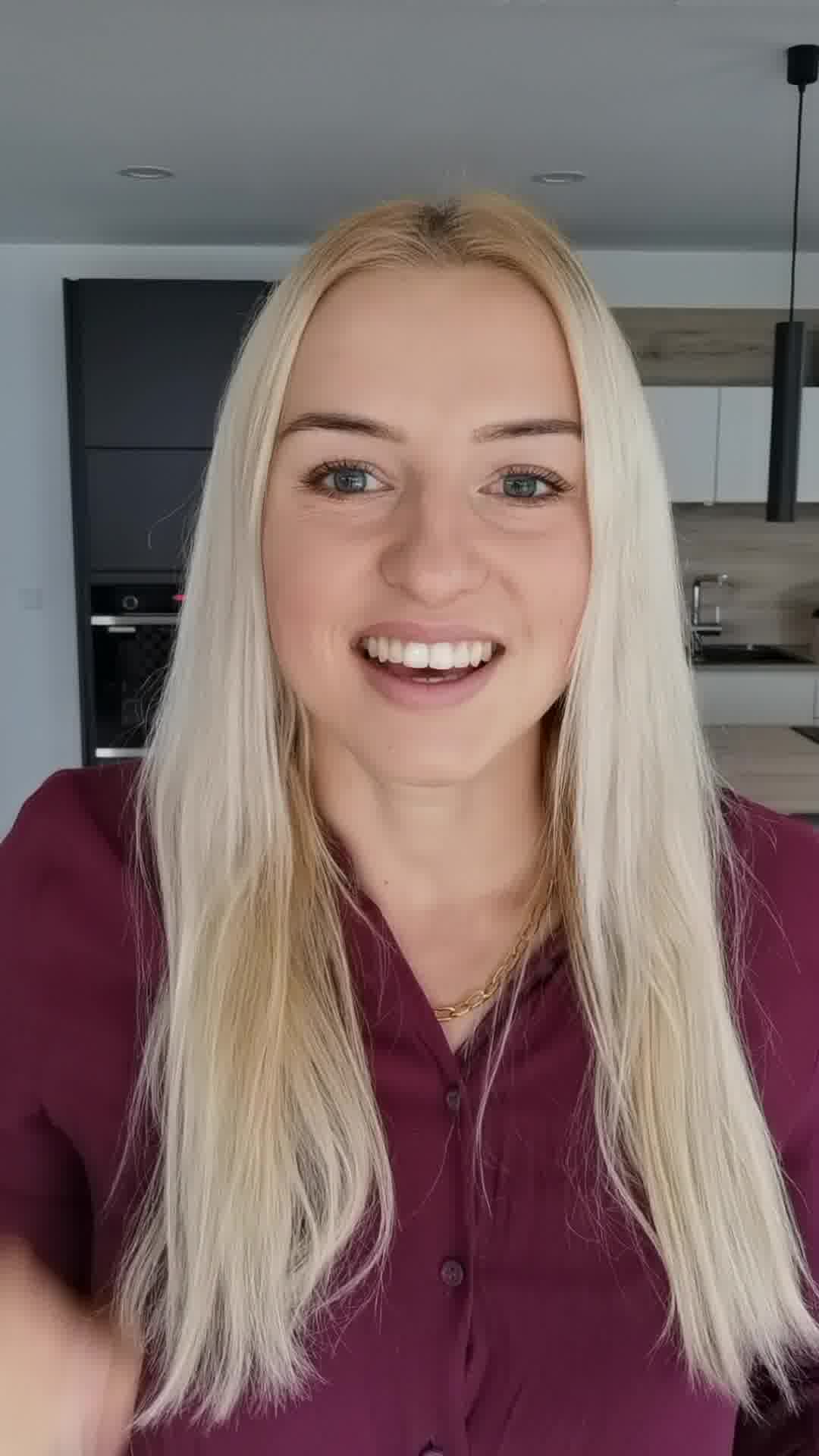 Besser im Glas Facebook ad from Aug 23, 2025