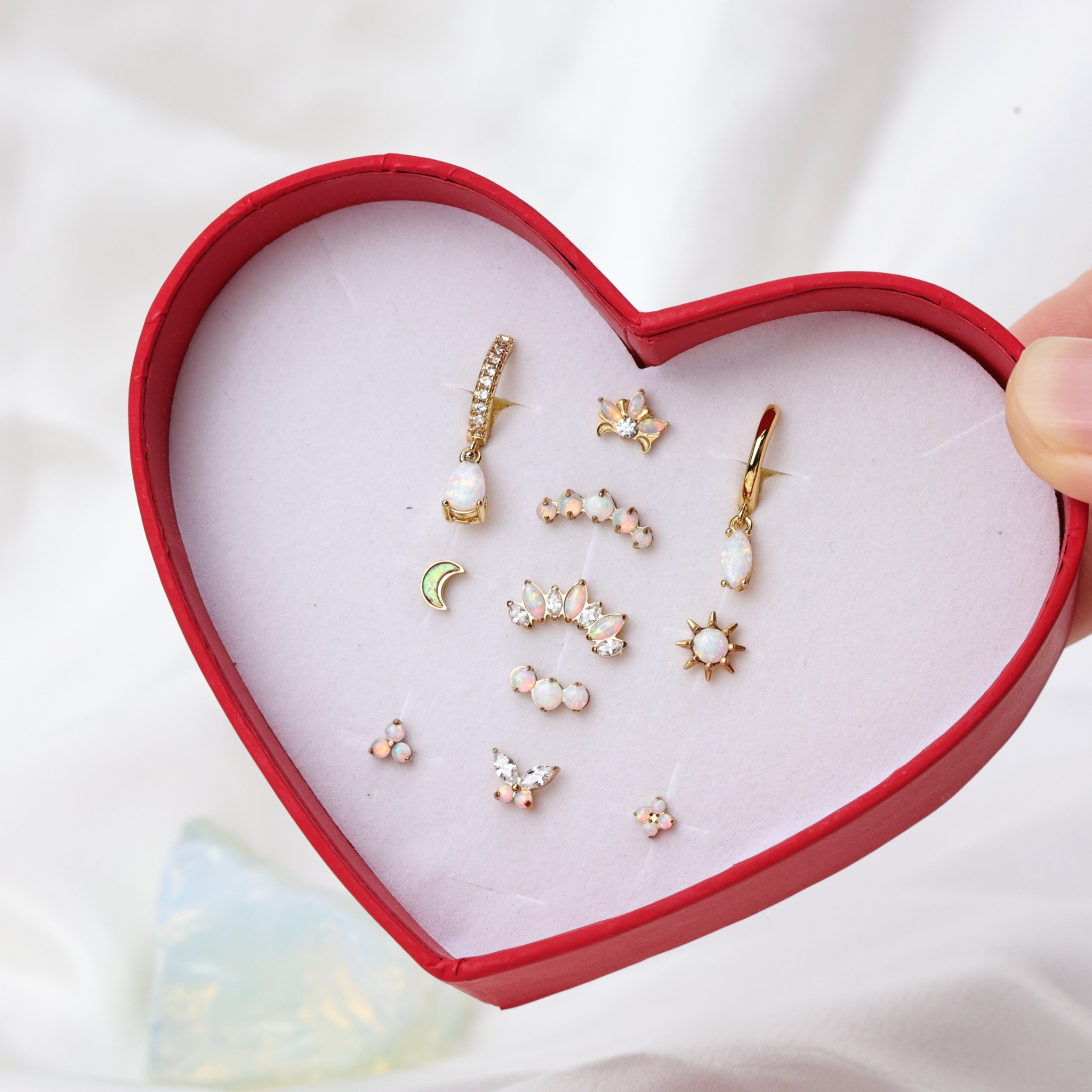 Cor Bloom Jewelry Facebook ad