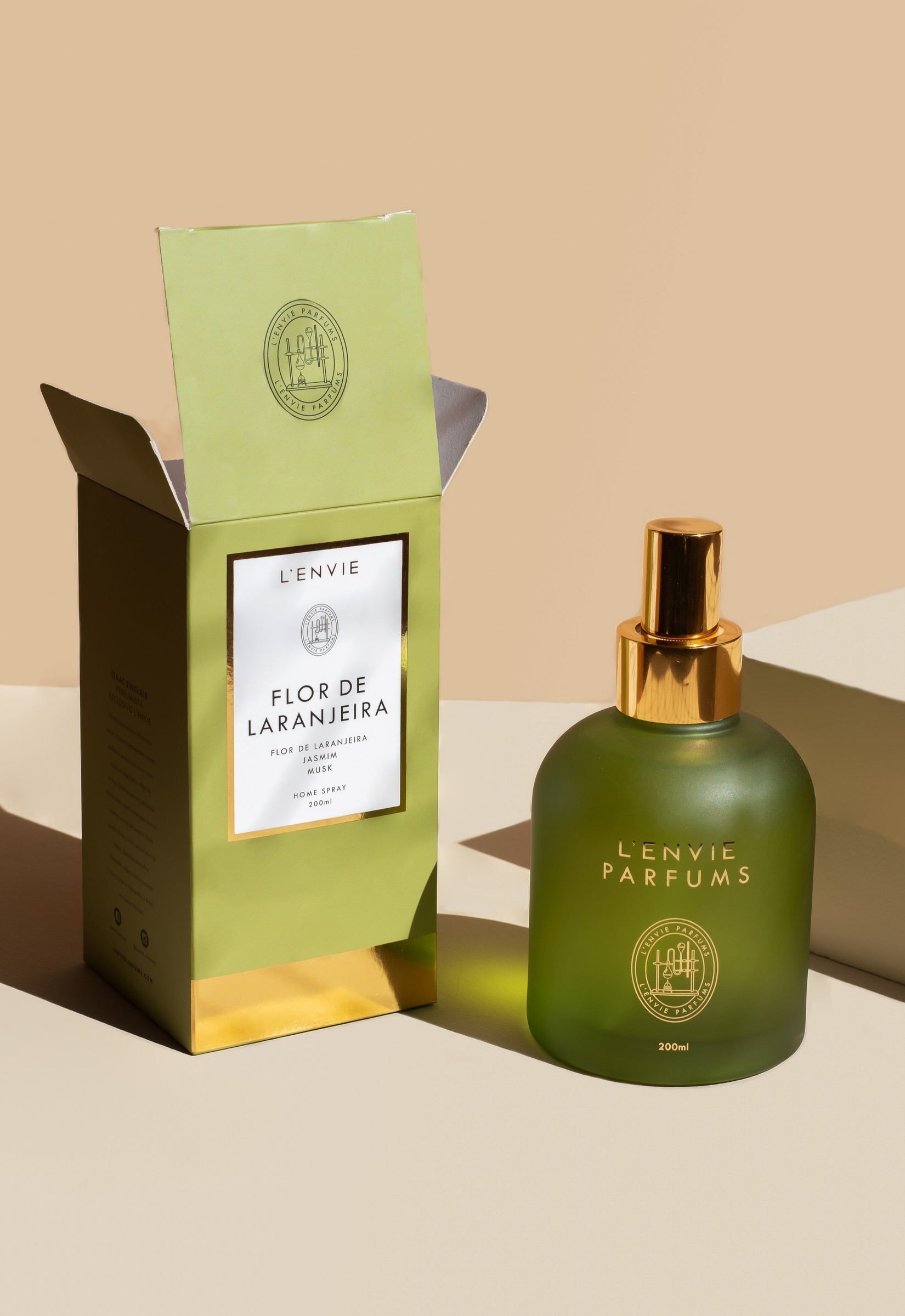 Lenvie Facebook ad: Home Spray LENVIE maior concentração de fragrância…