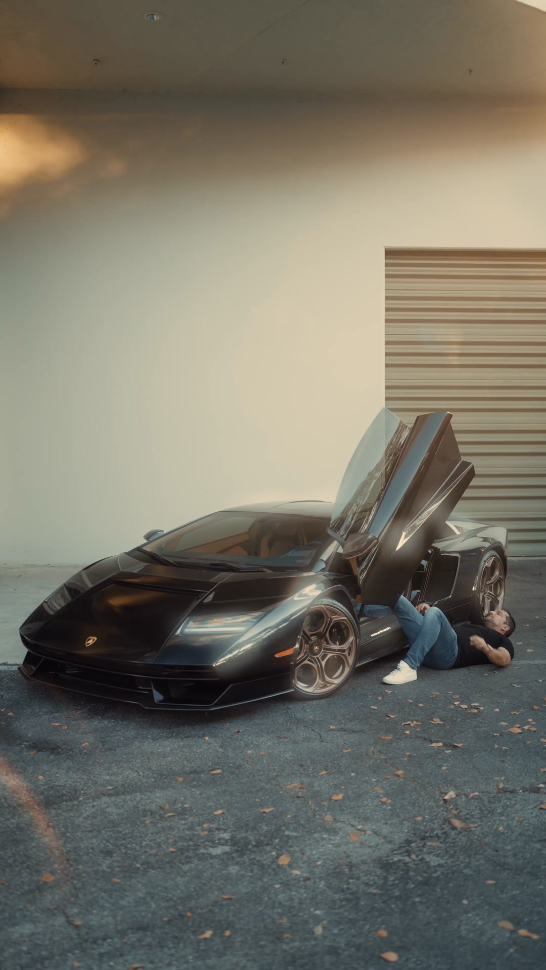 Exotic Car Hacks Facebook ad: Own Your Dream Car Without Losing Money