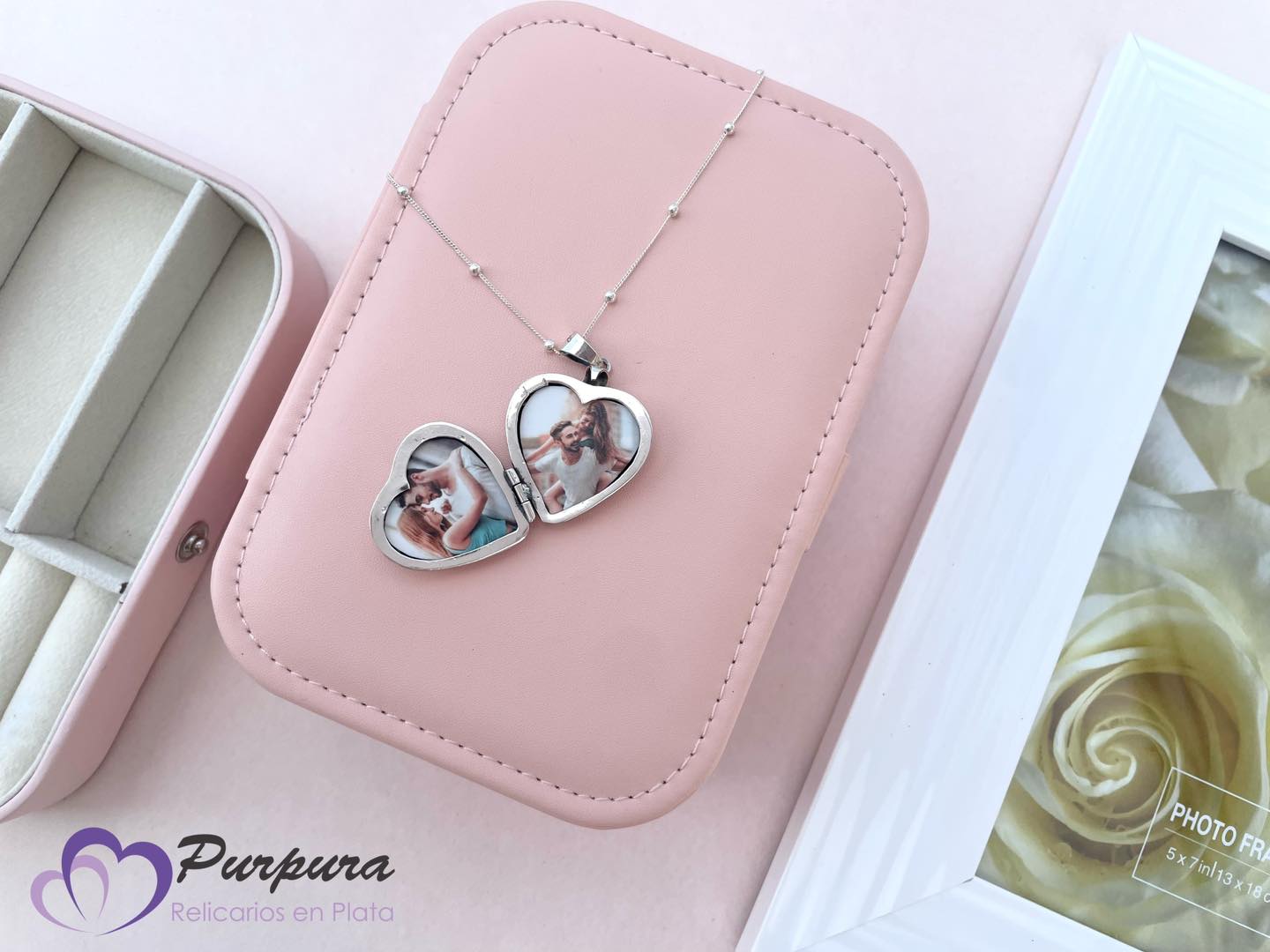 Púrpura Relicarios en plata Facebook ad: 𝑪𝒆𝒍𝒆𝒃𝒓𝒂 𝒍𝒂 𝒗𝒊𝒅𝒂 𝒕𝒐𝒅𝒐𝒔 𝒍𝒐𝒔 𝒅í𝒂𝒔