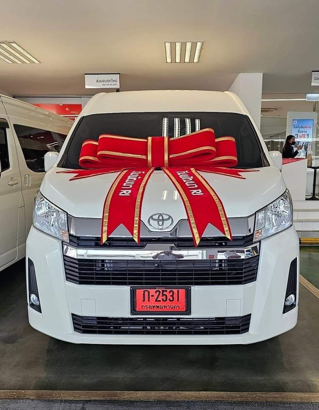 รถตู้ให้เช่า, จัดทริปเที่ยวทั่วไทย ทีมงานคุณชาย รถตู้นำเที่ยว 081-875-2547 Facebook ad: รถตู้ให้เช่า