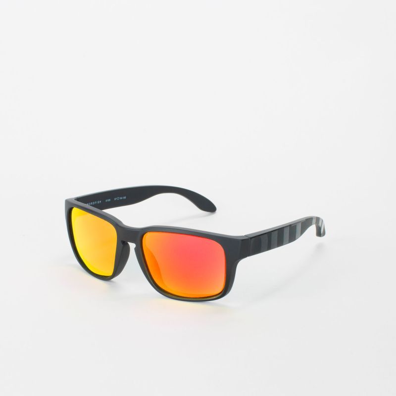 E-shop Pro-M Store Facebook ad: Extra 10% on Accessories and Clothes - With…
