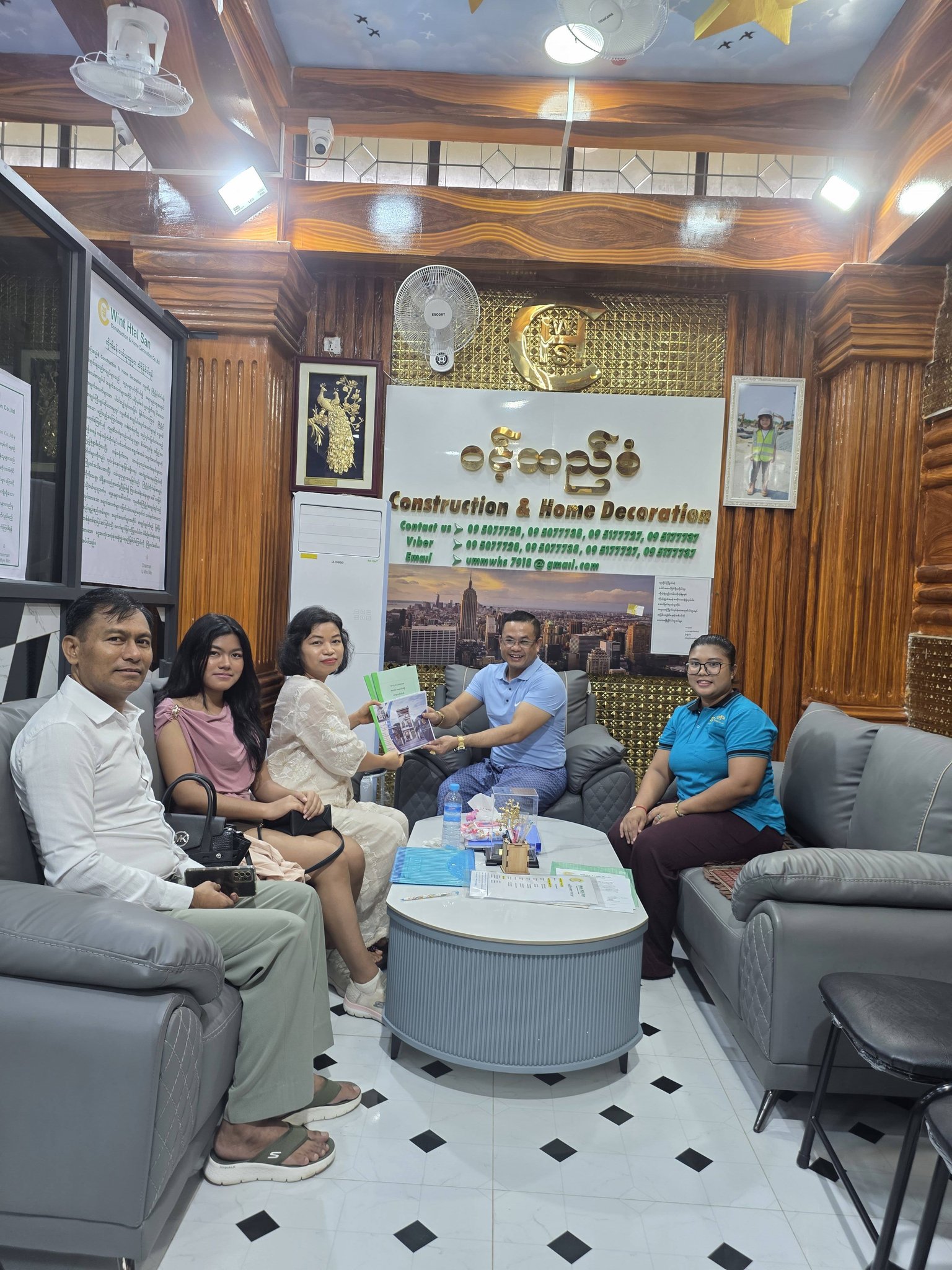 Myo Min Facebook ad: ဗုဒ္ဓံ ဓမ္မံ သံဃံ