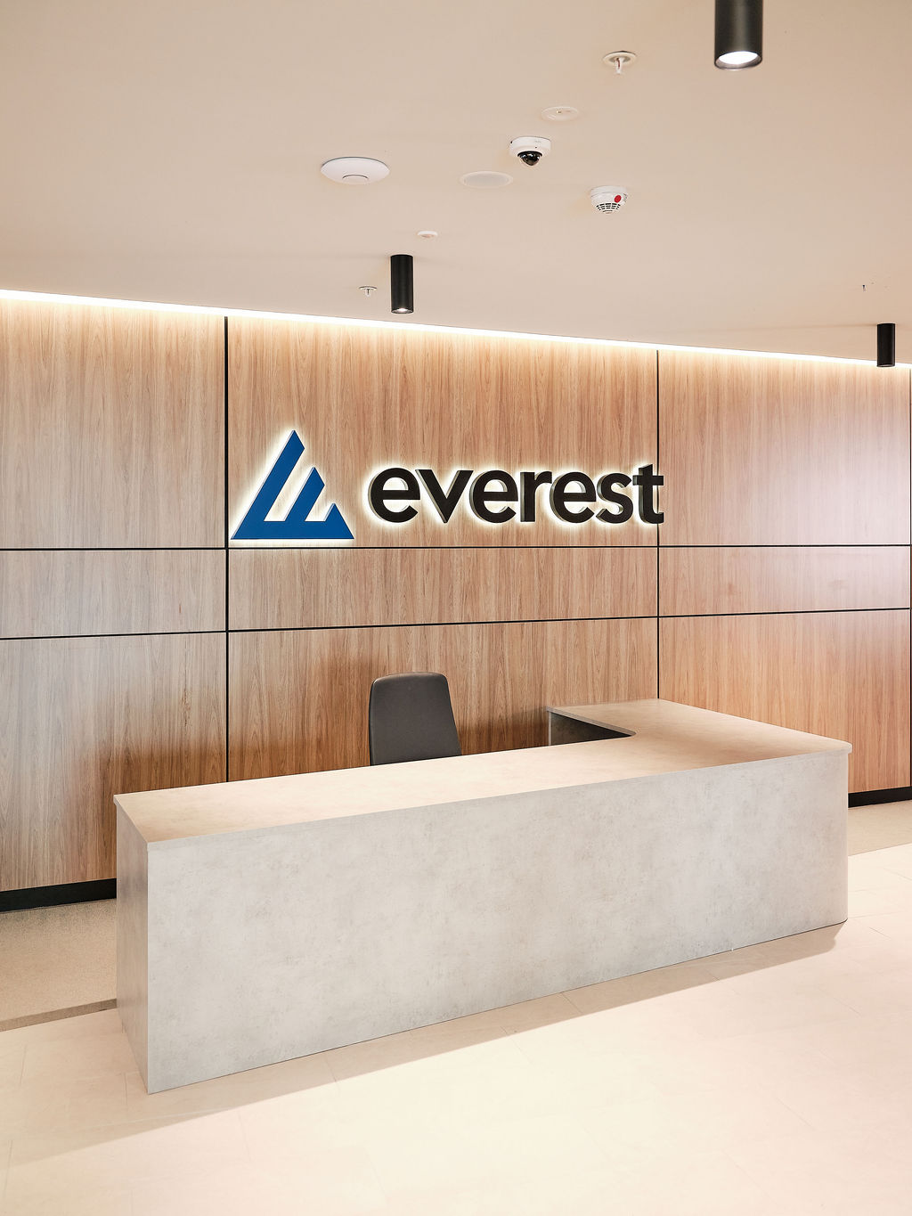Office Fitout Group Facebook ad: Moving to a new office space?
